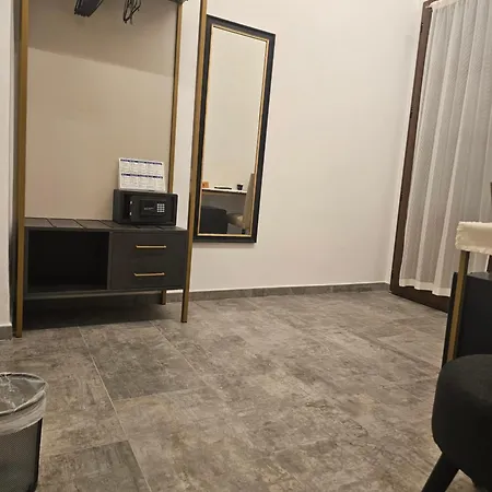 B&B The Lux-3